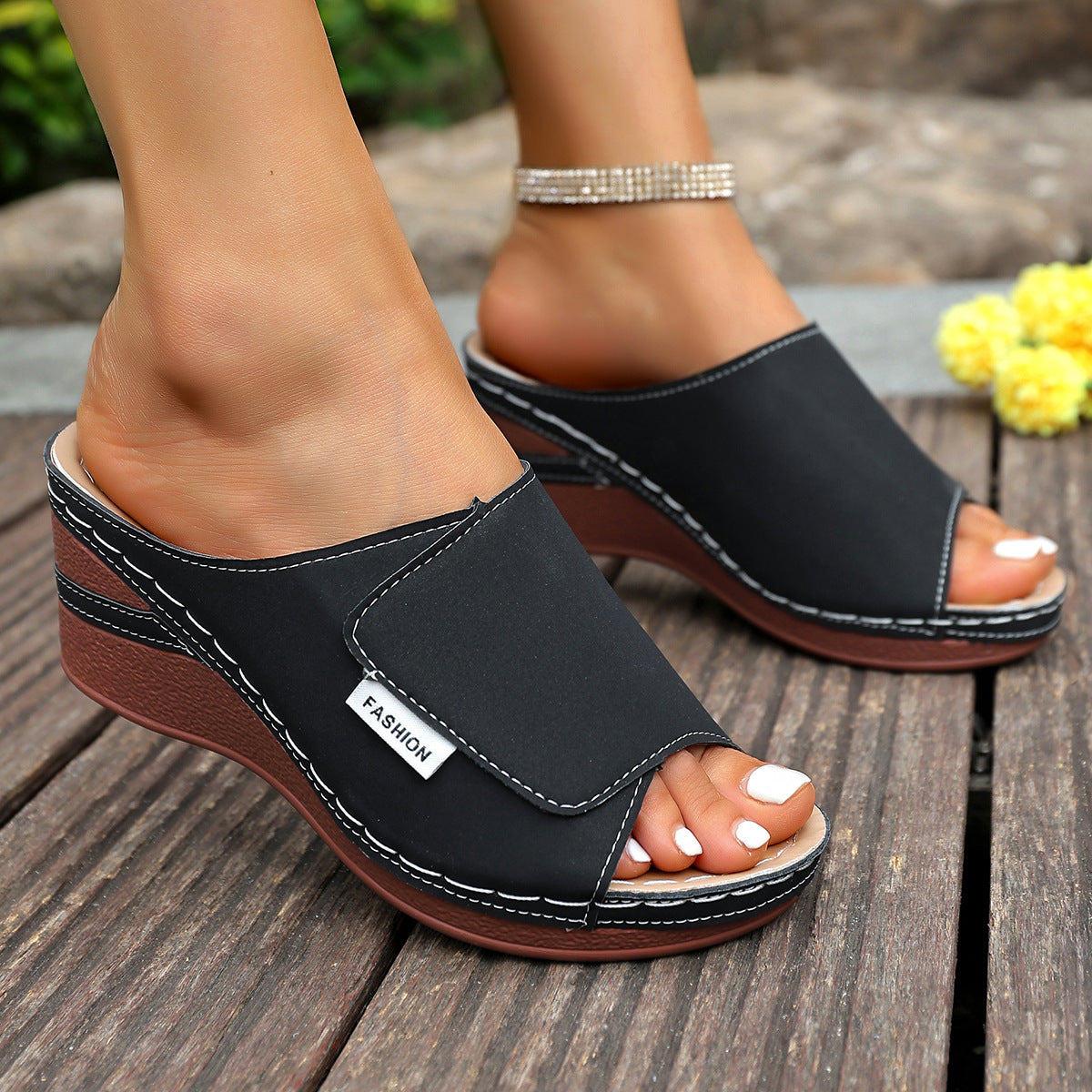 Plus Size Wedge Thick Bottom Peep-toe Slippers